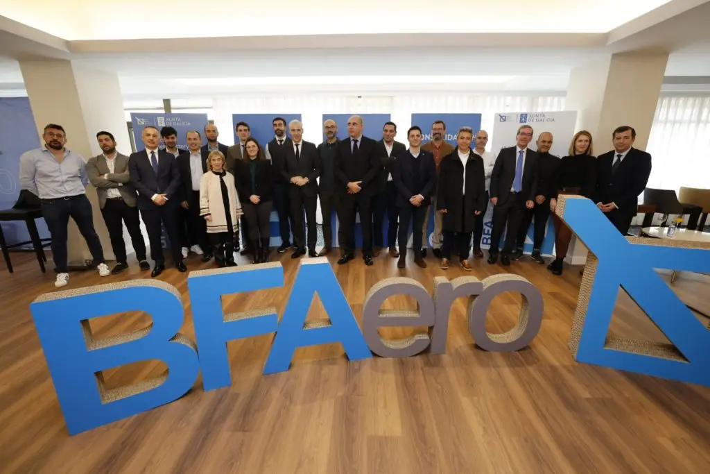 Foto de grupo de los responsables de los proyectos seleccionados por BFAero Xunta de Galicia